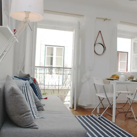 Apartment Bairro Alto - Cozy 2 Bedrooms Apt Rua Da Rosa . Lisbon