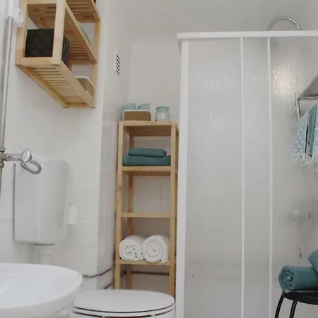 Bairro Alto - Cozy 2 Bedrooms Apt Rua Da Rosa . Apartamento Lisboa